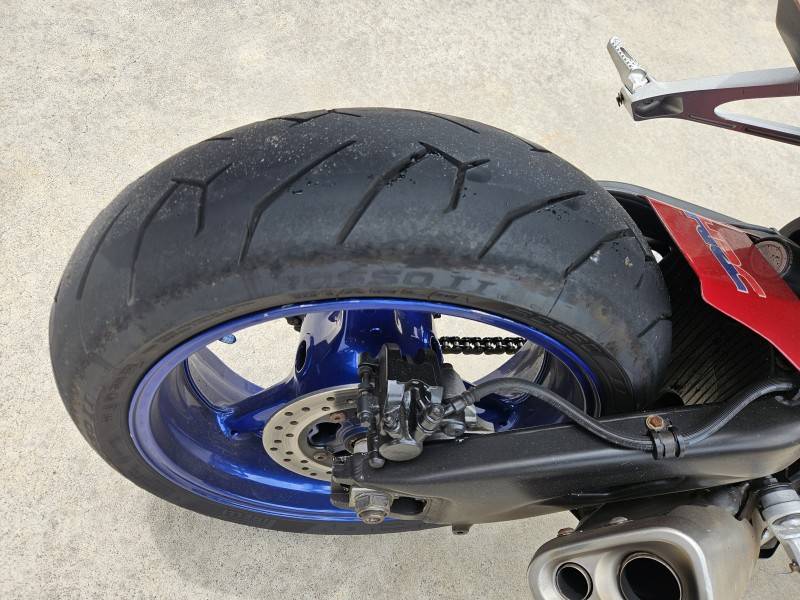 HONDA - CBR 1000RR - 2010/2010 - Branca - R$ 50.900,00
