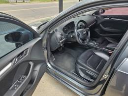 AUDI - A3 - 2013/2014 - Cinza - R$ 74.900,00