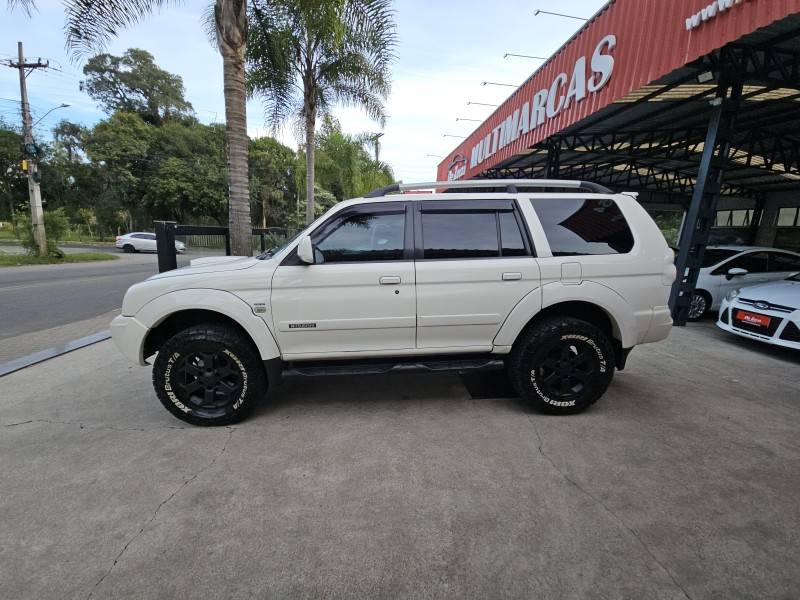 MITSUBISHI - PAJERO SPORT - 2010/2010 - Branca - R$ 74.900,00