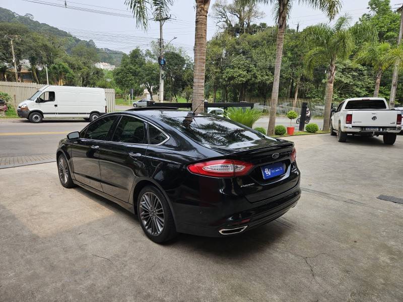 FORD - FUSION - 2014/2014 - Preta - R$ 77.900,00