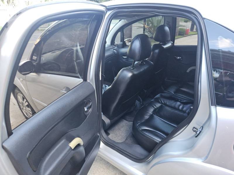 CITROËN - C3 - 2012/2012 - Prata - R$ 33.900,00