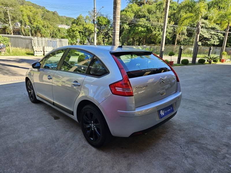CITROËN - C4 - 2011/2011 - Prata - R$ 32.900,00