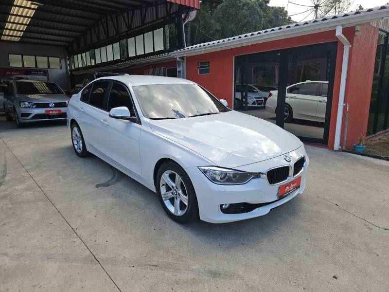 BMW - 320I - 2015/2015 - Branca - R$ 105.900,00