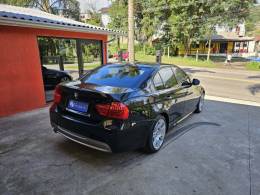 BMW - 318I - 2012/2012 - Preta - R$ 63.900,00