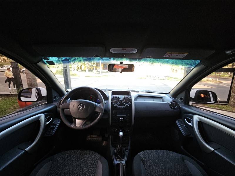 RENAULT - DUSTER - 2019/2019 - Branca - R$ 72.000,00