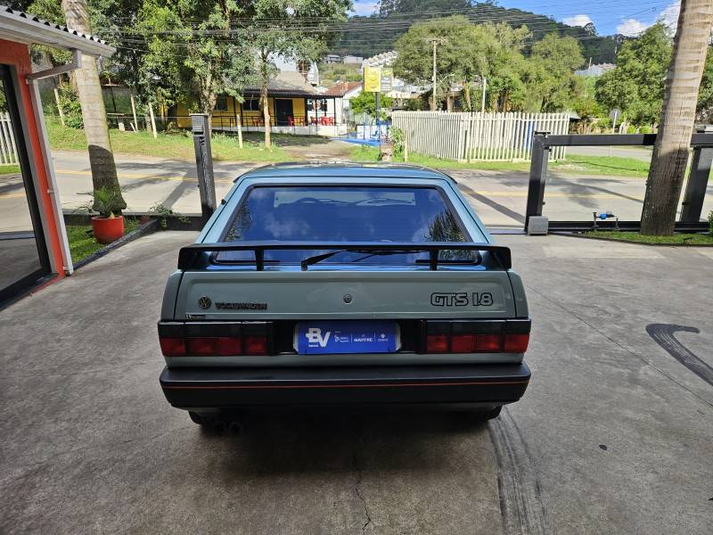 VOLKSWAGEN - GOL - 1990/1990 - Verde - R$ 89.900,00
