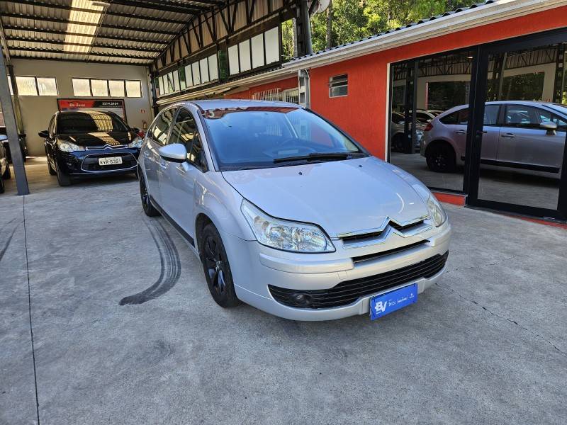 CITROËN - C4 - 2011/2011 - Prata - R$ 32.900,00
