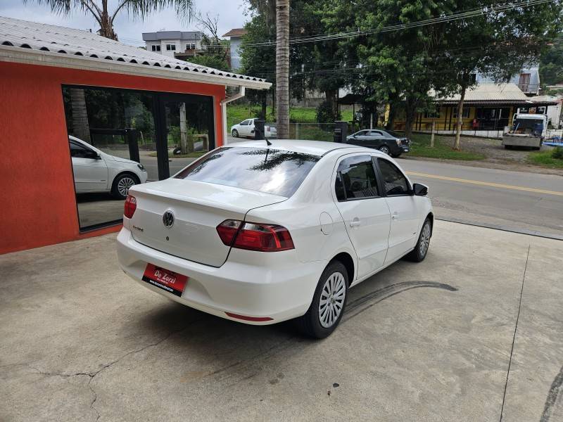 VOLKSWAGEN - VOYAGE - 2013/2013 - Branca - R$ 36.900,00