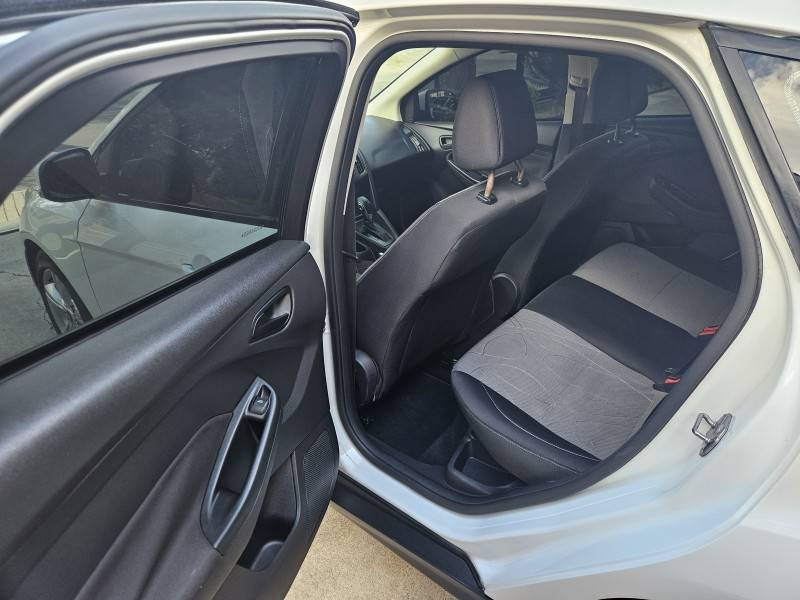 FORD - FOCUS - 2014/2014 - Branca - R$ 51.900,00