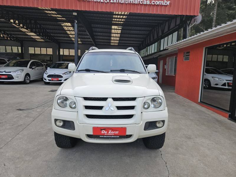 MITSUBISHI - PAJERO SPORT - 2010/2010 - Branca - R$ 74.900,00