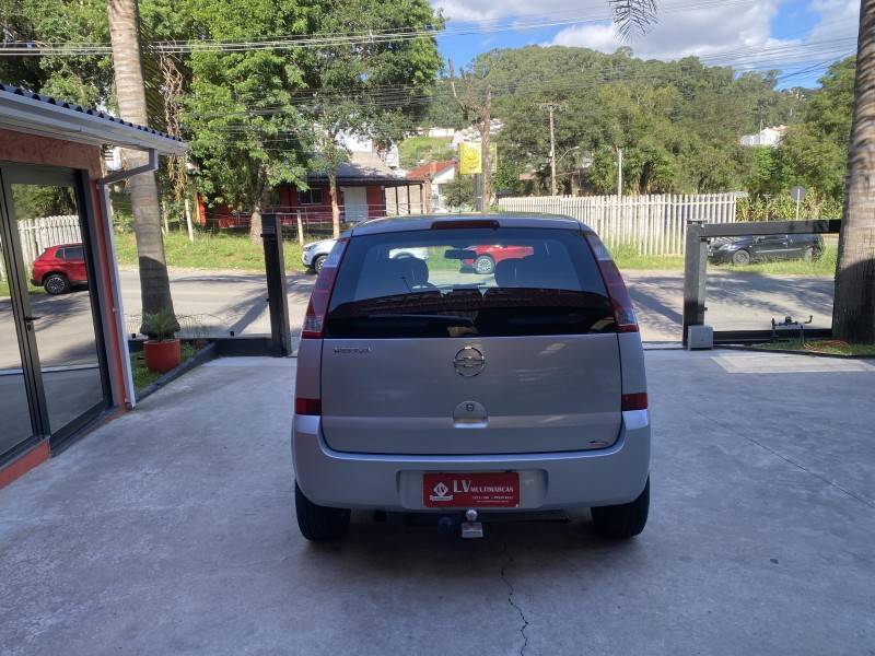 CHEVROLET - MERIVA - 2007/2007 - Prata - R$ 28.900,00