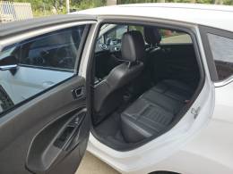 FORD - FIESTA - 2014/2015 - Branca - R$ 54.900,00