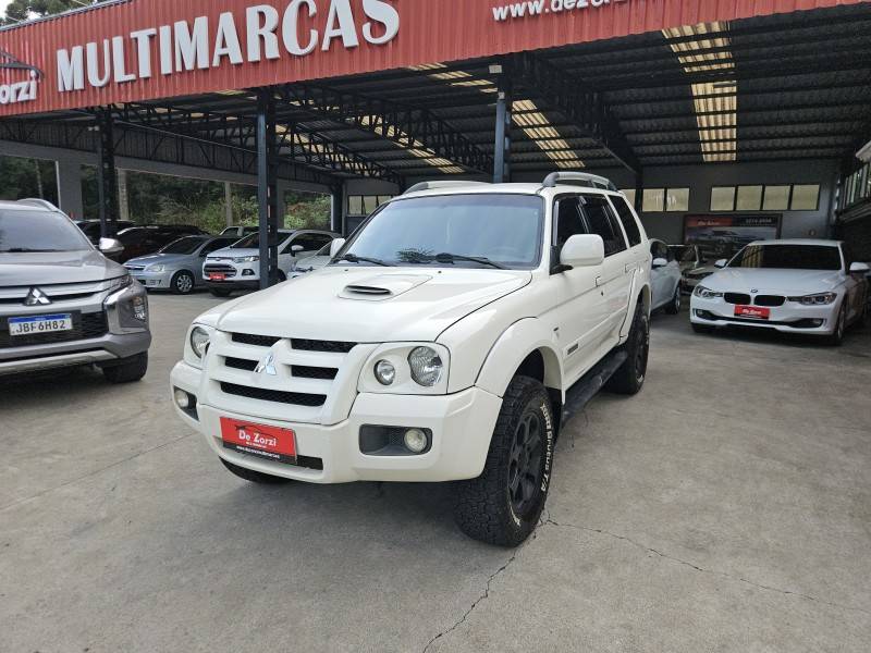 MITSUBISHI - PAJERO SPORT - 2010/2010 - Branca - R$ 74.900,00