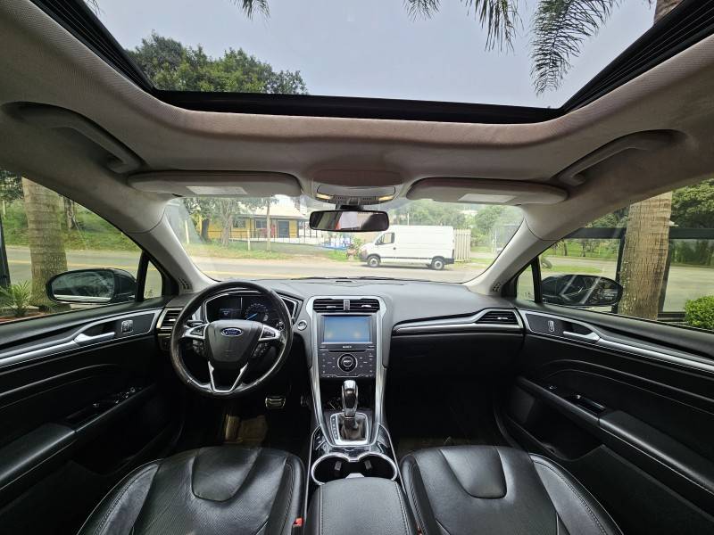 FORD - FUSION - 2014/2014 - Preta - R$ 77.900,00