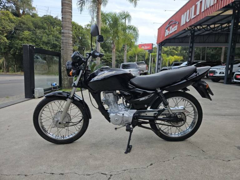 HONDA - CG 125 - 2004/2004 - Preta - R$ 8.300,00