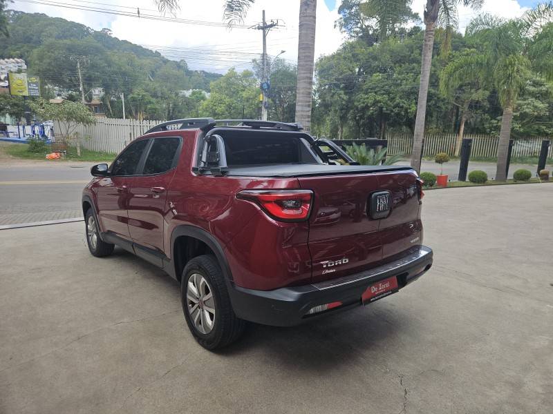FIAT - TORO - 2018/2019 - Vermelha - R$ 97.900,00