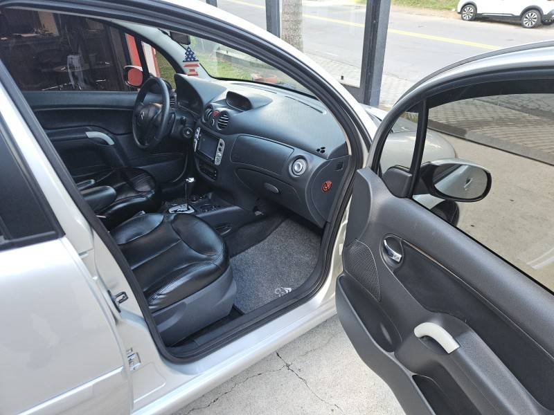 CITROËN - C3 - 2012/2012 - Prata - R$ 33.900,00