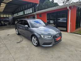 AUDI - A3 - 2013/2014 - Cinza - R$ 74.900,00