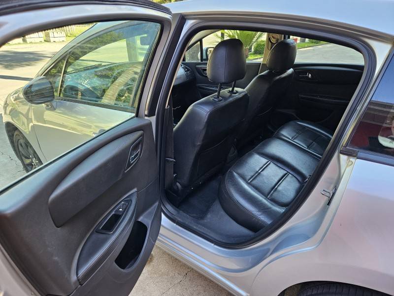 CITROËN - C4 - 2011/2011 - Prata - R$ 32.900,00