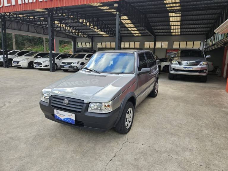 FIAT - UNO - 2008/2008 - Prata - R$ 24.900,00