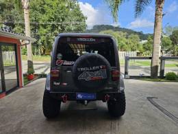 TROLLER - T4 - 2008/2008 - Cinza - R$ 99.900,00