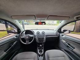 VOLKSWAGEN - VOYAGE - 2013/2013 - Branca - R$ 36.900,00