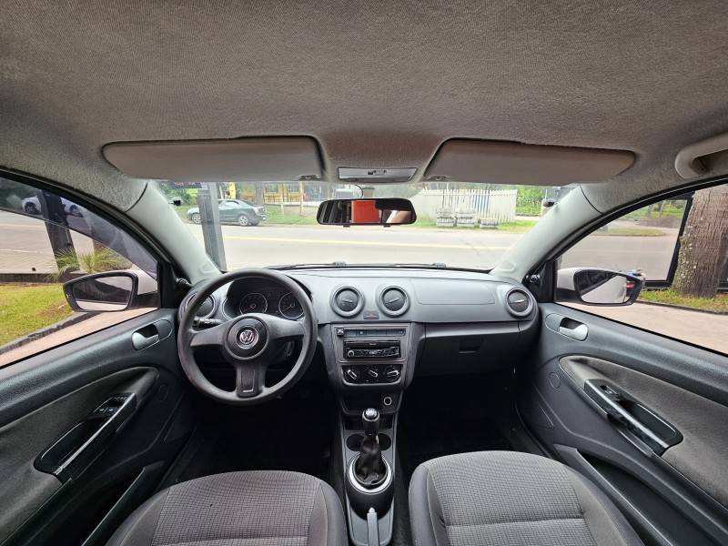 VOLKSWAGEN - VOYAGE - 2013/2013 - Branca - R$ 36.900,00