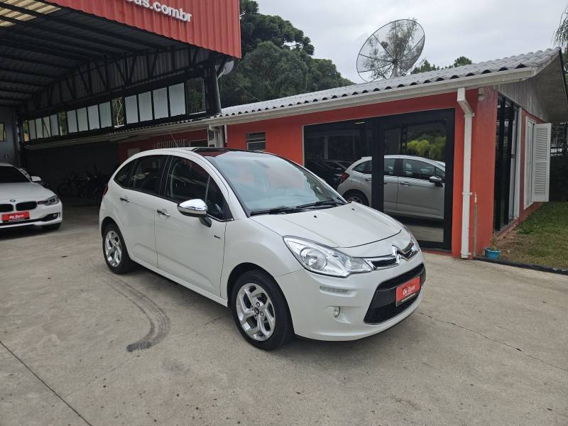 CITROËN - C3 - 2014/2015 - Branca - R$ 48.900,00