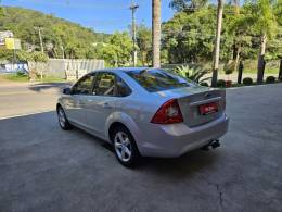 FORD - FOCUS - 2011/2011 - Prata - R$ 38.900,00