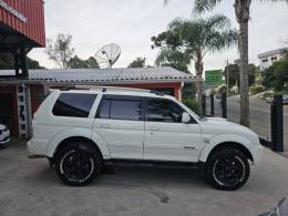 MITSUBISHI - PAJERO SPORT - 2010/2010 - Branca - R$ 74.900,00