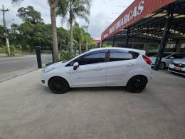 FORD - FIESTA - 2014/2015 - Branca - R$ 54.900,00