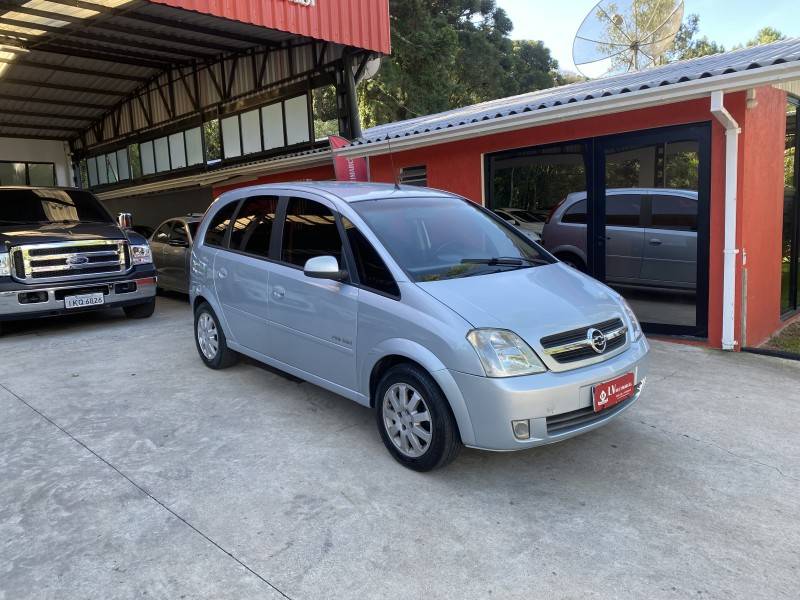 CHEVROLET - MERIVA - 2007/2007 - Prata - R$ 28.900,00